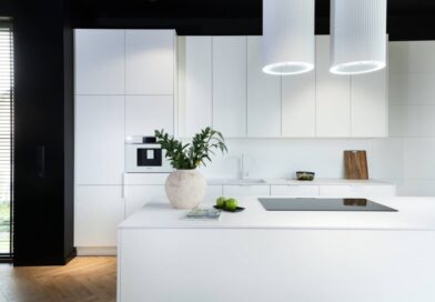 Kuchnia na wymiar: jak pogodzić estetykę z funkcjonalnością